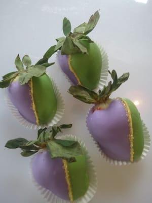 Mardi Gras Strawberries