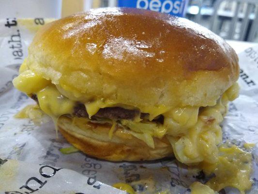 Lunch at the union during a bball tournament. Mac and Cheese Burger.