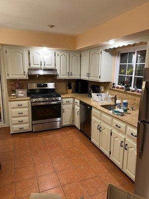 Before & After Cabinet Painting in Plandome, North Hempstead, NY