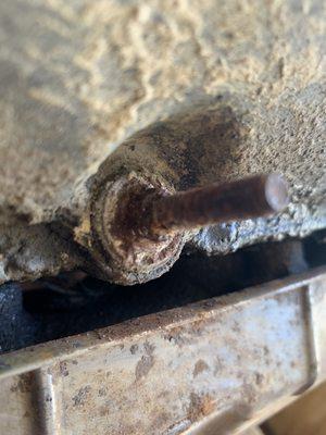 Just one example of the rust. This bolt was also broken in the head.