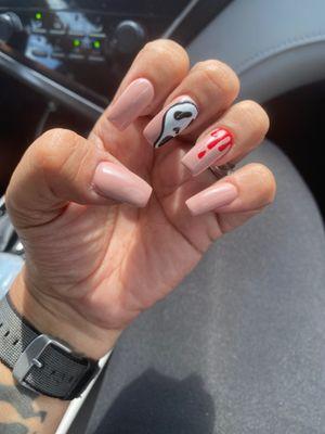 Love Love Love my Scream Nails! I LOVE SCARY MOVIES and LOVE my nail salon