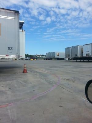 UPS trailers