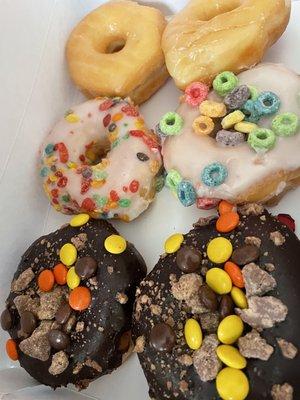 Assorted doughnuts !