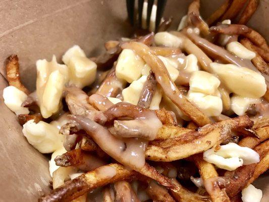 Traditional Poutine