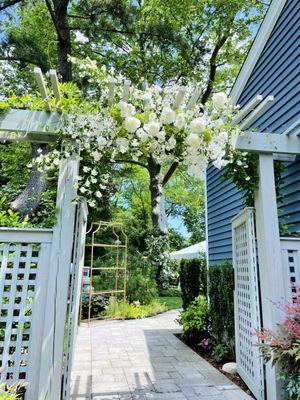 ceremony entrance flowers