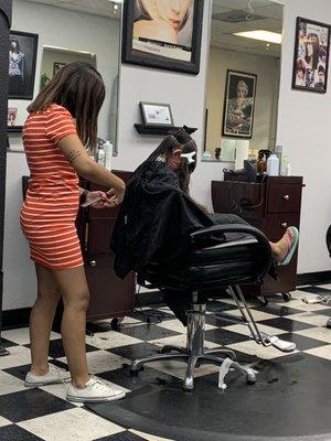 Nadia's Barber & Beauty