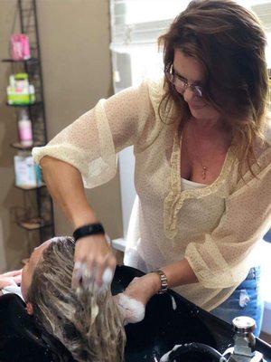 Getting your hair done should should be an experience you enjoy, not just something you have to do.