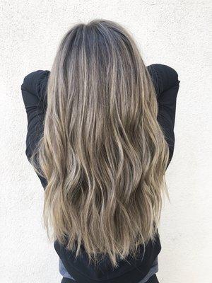 A combination of Highlights and balayage