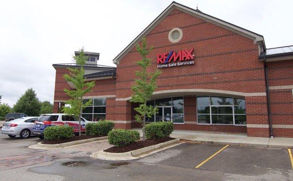 RE/MAX Home Sale Services office in Northville.