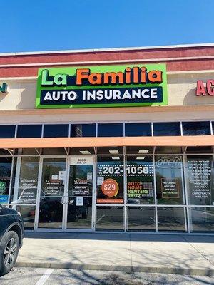 La Familia Auto Insurance & Tax Services