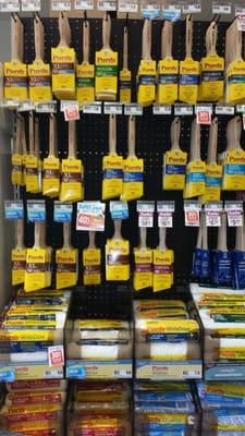 Sale on brushes