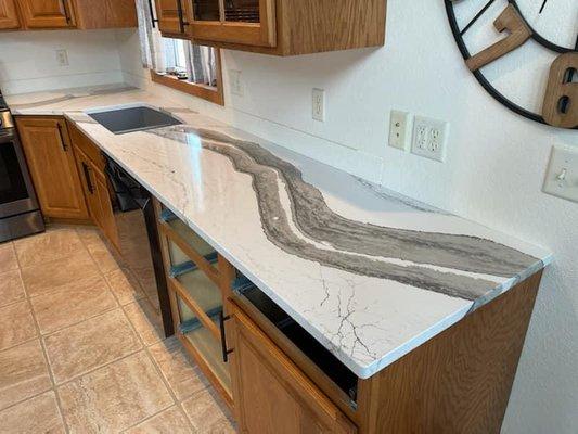 New countertops from Great Lakes Countertops & Kitchens!