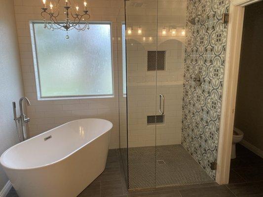 Beautiful Chandelier Lit Tub + Shower