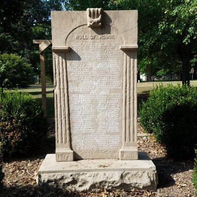 Honor roll monument