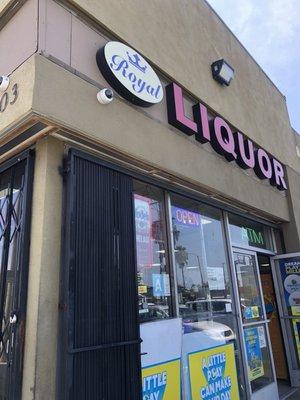 Royal Liquor & Grocery