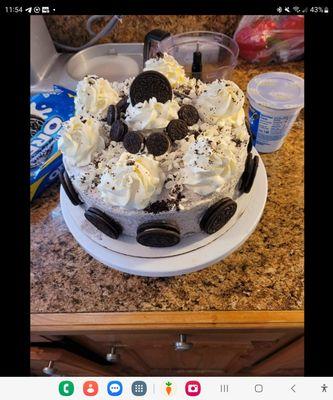 Cookies and cream cake