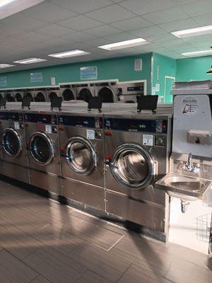 SuperClean Laundromat