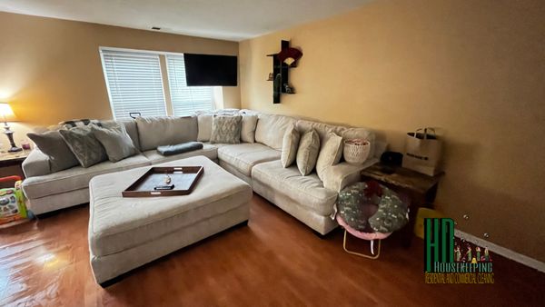 Living room, deep, clean and floor steam