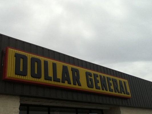 Dollar General store front signage