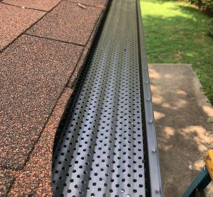 Seamless Gutter Installation