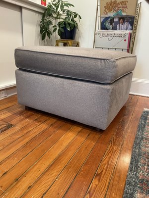 A side view of my new ottoman cushion!