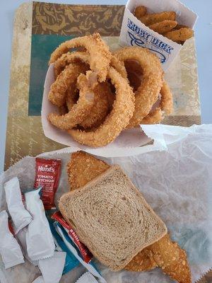 1st mate, large onion ring and fried zucchini.