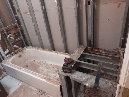 Demolishing this old bathroom