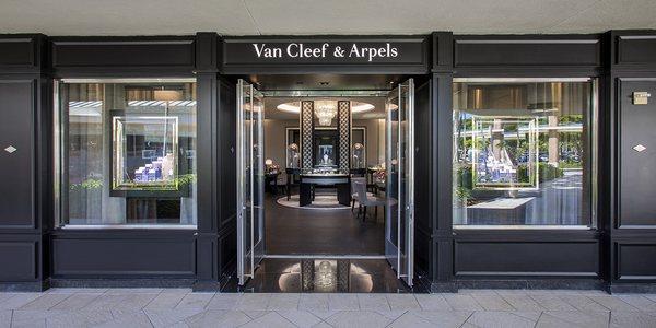 Van Cleef & Arpels Naples