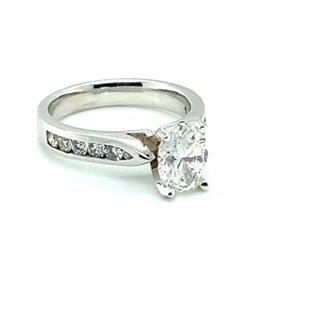 14k 1.56 carat GIA Oval Diamond engagement ring