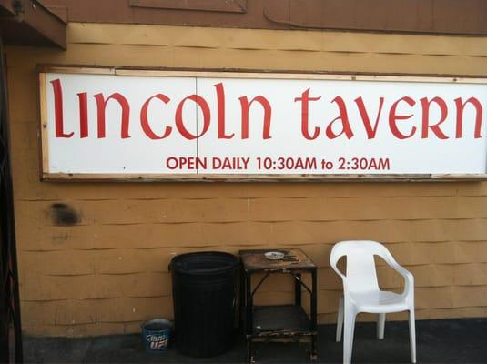 Lincoln Tavern