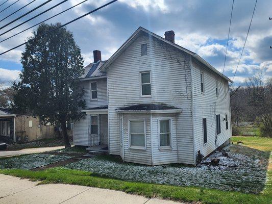 $229,000-1636 Philadelphia St, Indiana, PA 15701-3 bath, 1.5 bath-5 acres