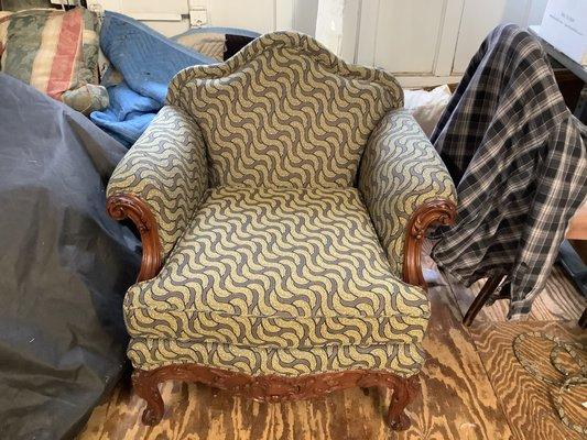 Custom Upholstery & Slipcovers by Knowles