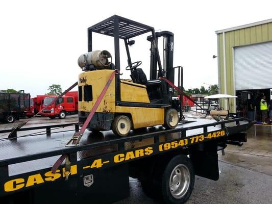 We transport all equipment up to 10k lbs.  we have flatbeds, wheel lifts and box trucks available.


