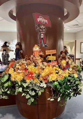 Autumn decor in the Arena Eye Surgeons Columbus office.