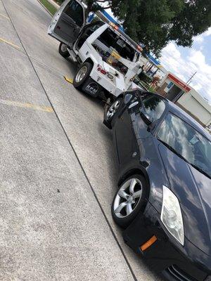 Roberto's Towing