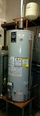 High performance water heater with mixing valve