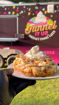 Banana Pudding Gourmet Funnel Cake!