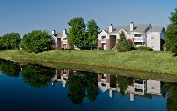 Charming walkways and bridge over Delaware Creek