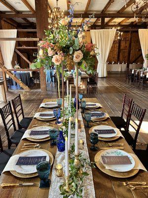 Guest table at Melhorn Manor wedding reception