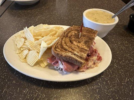 Reuben The Great (Manager's Special) w/Broccoli Cheese Soup