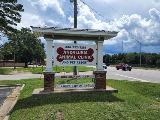 This is the heartless clinic that refused to sell antibiotic ointment for found feral kittens with eye infections unless paid a visit fee