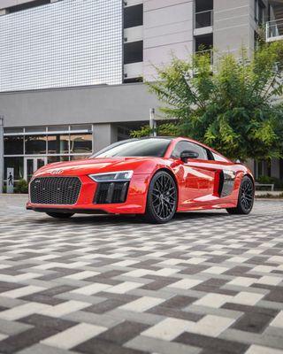 Audi R8 V10 Plus