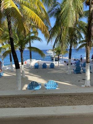 Hotel Cozumel was nice and service was excellent.  We are ready to go back.  Thanks BDR,