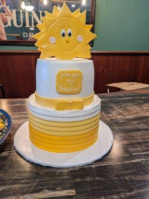 Baby shower cake