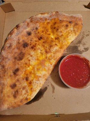 Large Pepperoni Calzone w/ free sauce