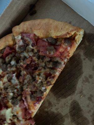 Hard, bland, overcooked, underwhelming pizza.  Ick.