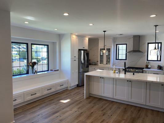 Kitchen remodel,
Kitchen Remodel contractor, Kitchen Remodel with island, White shaker, hood.