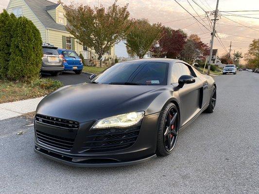 Satin Black Wrapped Audi R8