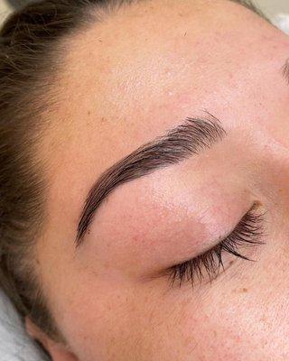 Fresh Eyebrow Wax and Fill in