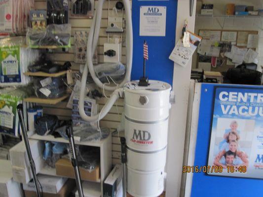 MODERN DAY CENTER VACUUM SYSTEM MANUFACTORED IN CALIFORNIA